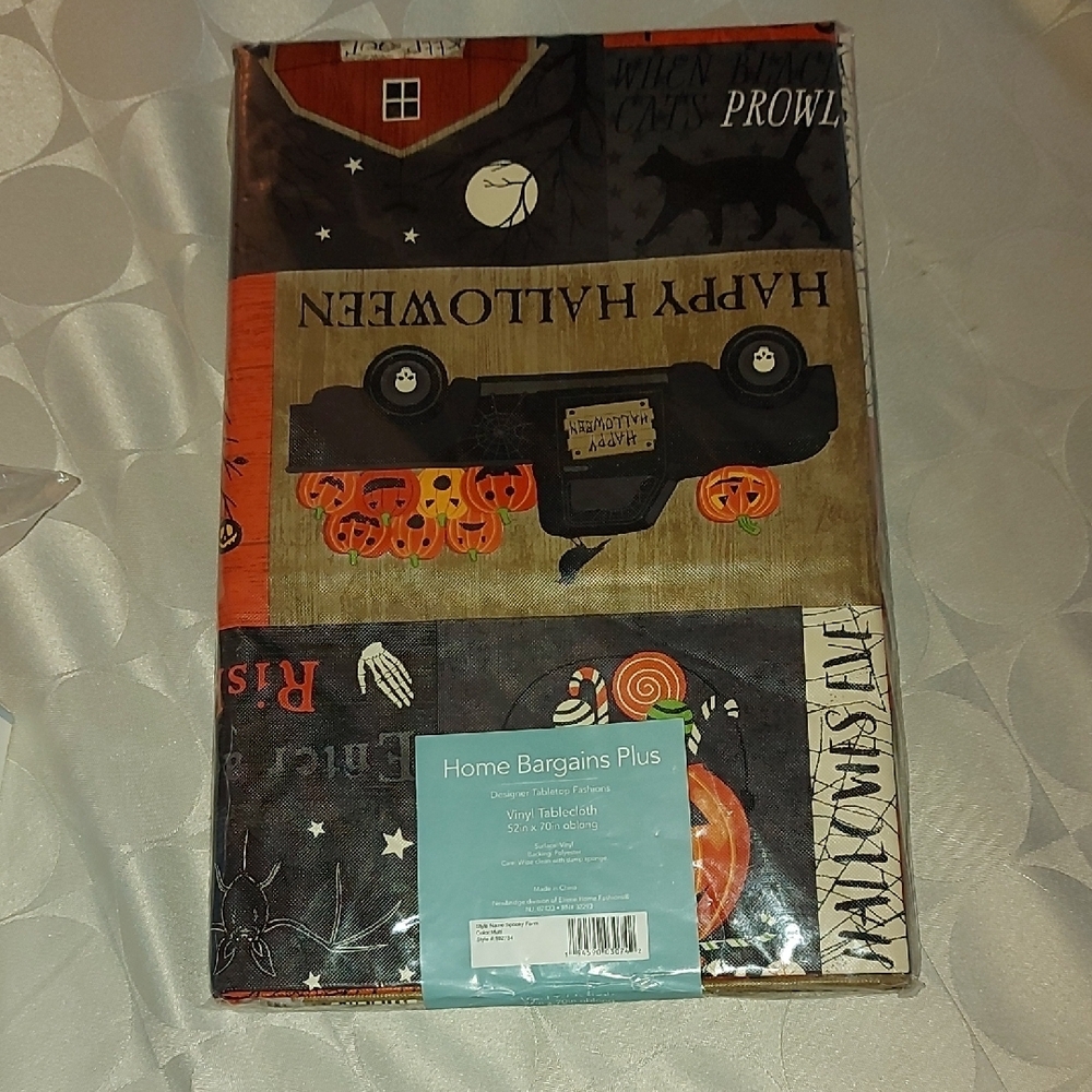 Halloween Tablecloth - Spooky Farm Black and Orange